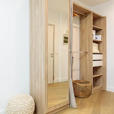 Hébergement de vacances An-nam Homestay, 50m De La Plage, Centre Ville De Nice, Zone Piétonne Nice